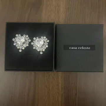 casa celeste 하트형 귀걸이
