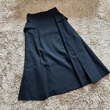 ebure 에부르 테 트윌 플랩 포켓 스커트 36 네이비