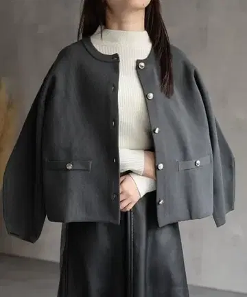 새상품급 apretro 벌룬 슬리브 메탈 버튼 가디건 니트