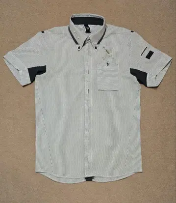 [ 메루카리 시 세일 컨디션 최상 ] 오클리 남성용 골프 셔츠 L