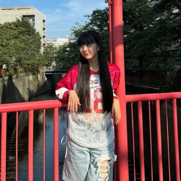 아토모스 핑크 레이스 도킹 티셔츠 girls2 히시다 미나미