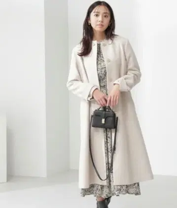 내추럴 뷰티 베이직 노카라 코트 베이지 M