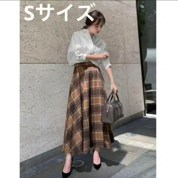 아뉴앙스 anuans 울 혼방 서큘러 체크 스커트 브라운