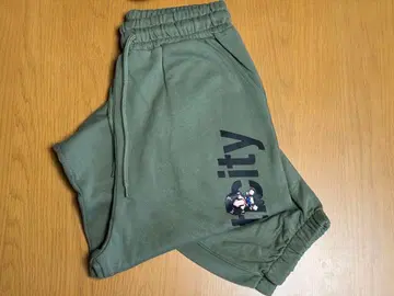 Travis Japan road to authenticity 맨투맨