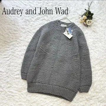 Audrey and John Wad 니트 스웨터 페루산 울 100%