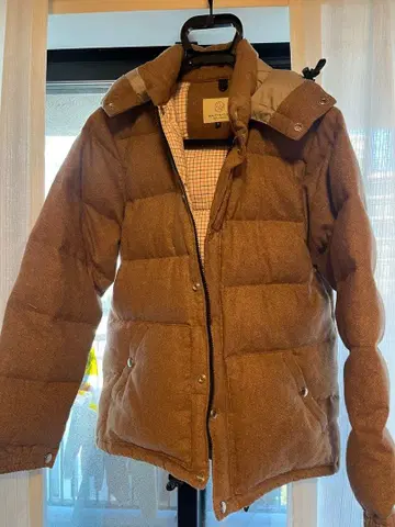 [ 유나이티드 애로우즈 / 뷰티 & 유스 ] 후드 부착 다운 자켓