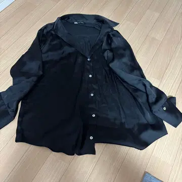 ZARA 블랙 긴팔 버튼 셔츠 M 사이즈