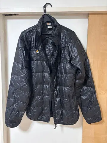 Lowe Alpine 블랙 다운 자켓