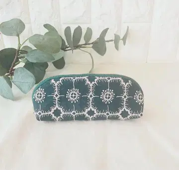 미나 페르호넨 아네모네 안경 케이스