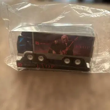 B'z FYOP 투어 트럭