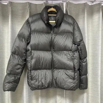 유니클로 울트라 라이트 다운 M 카키 남성용