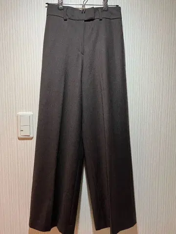 TOMORROWLAND 와이드 팬츠 (짙은 갈색 SS 사이즈)