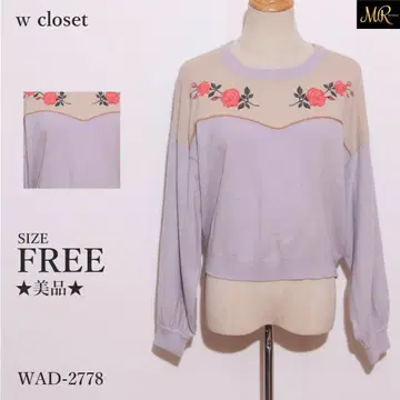 새상품급 w closet 니트 긴팔 크루넥 플라워 자수 배색 절개