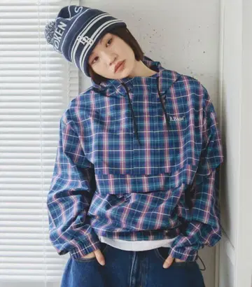 BROKEN BASE 체크 무늬 나일론 자켓