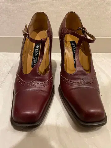 세르지오 로시 빈티지 T스트랩 하이힐 펌프스