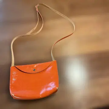 quatre saisons 오렌지 가죽 숄더백