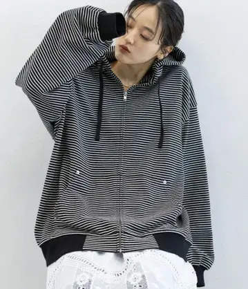 [ 새상품급 ] RAGEBLUE 루즈 보더 지퍼 후드티 W 지퍼