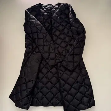 UNIQLO 블랙 다운 자켓 M 사이즈