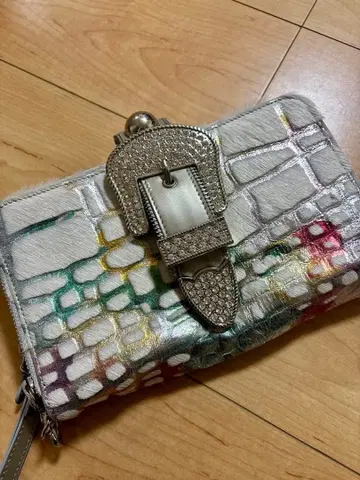 신춘 세일 Charm and luck 클러치백 미사용 레어