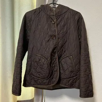 브라운 퀼팅 자켓 후드 부착