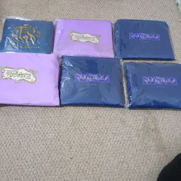 판타지 스프링스 에코백 3개와 앰버서더 3개입니다