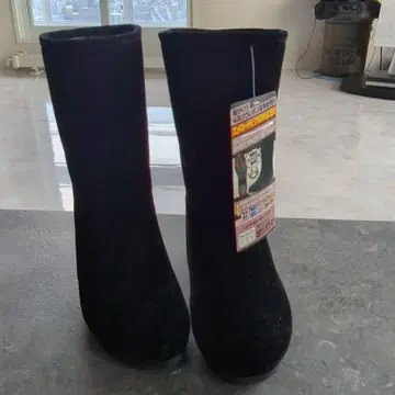 미츠우마 에메로드 No.710MUCE 블랙 우레탄 부츠