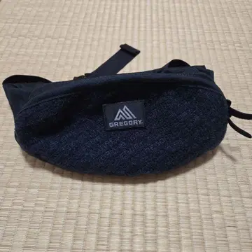 GREGORY 바디백 네이비