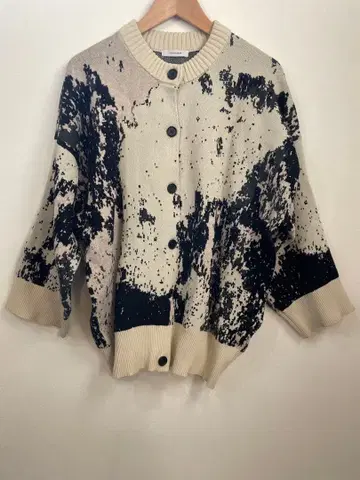 JEANASIS 추상 무늬 가디건