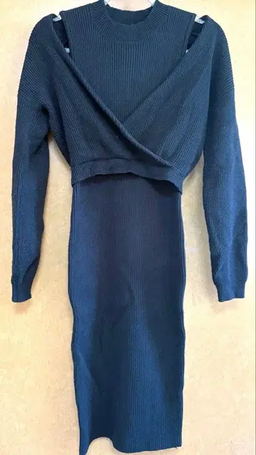 rienda 블랙 니트 원피스 볼레로 세트 크로스오버