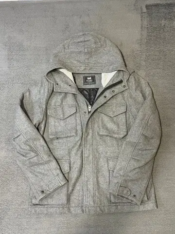 BEAMS HEART 후드 부착 그레이 자켓