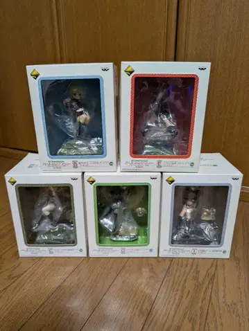 제일복권 걸즈 앤 판처 피규어 5체 세트