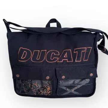 DUCATI 두카티 푸마 숄더백 블랙 사선 가케