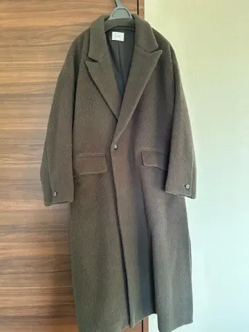 미스 로에 샤기 롱 코트