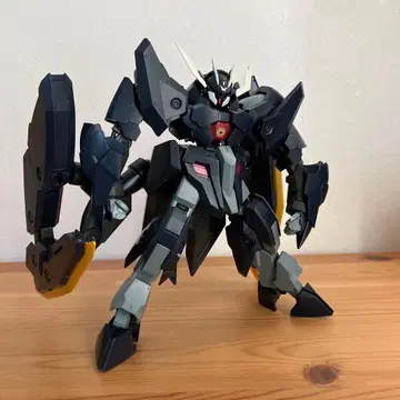 기동전사 건담 철혈의 오펀스 우르즈헌트 HG 건담 자간 완성품