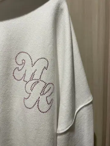 마츠모토 카렌 생탄제 2025 후드티