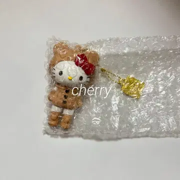 산리오 헬로키티전 시크릿 마스코트 참 A 곰 수트