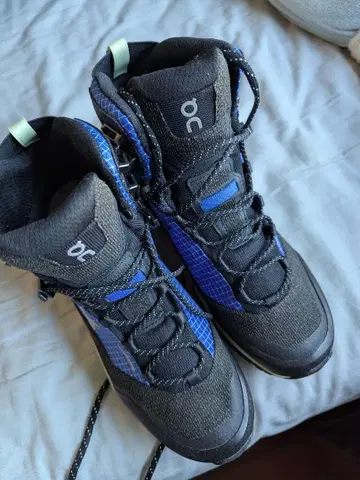 온 클라우드 알파인 워터 블루 블랙