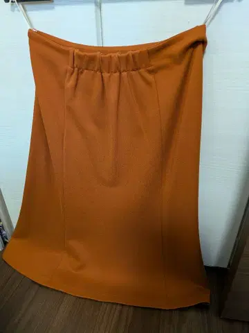 오렌지 플레어 스커트 M 사이즈