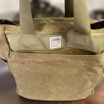 FILSON 카키 토트백