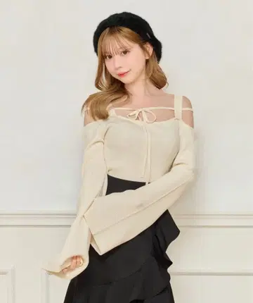 벨 슬리브 니트탑 Apresjour