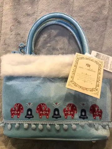 시마무라 치하루와 겨울왕국 안나 백