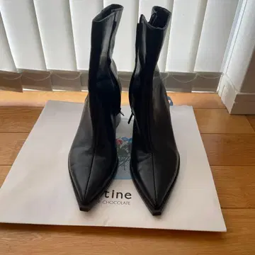 블랙 가죽 스틸레토 부츠 ZARA 가죽 숏부츠 블랙