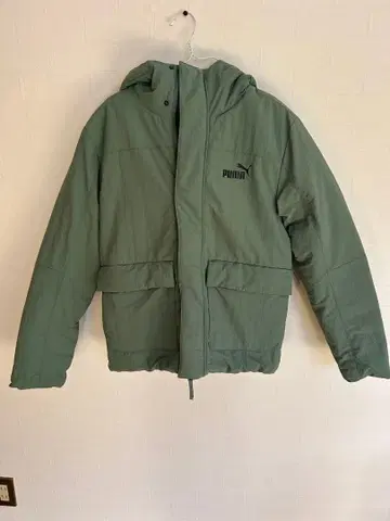 PUMA 후드 부착 그린 다운 자켓