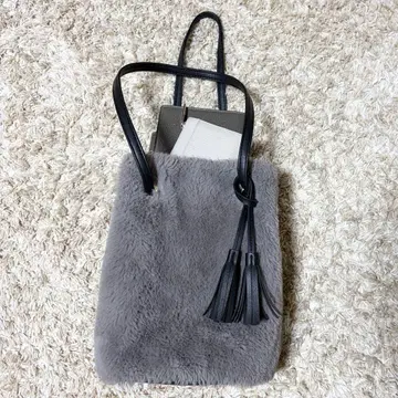 [새상품급] BAYFLOW 그레이 퍼 토트백 내 포켓 부착