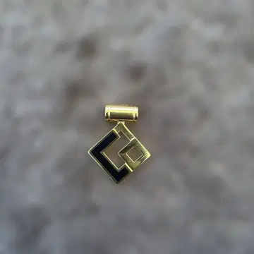 코란트 펜던트 골드 탑