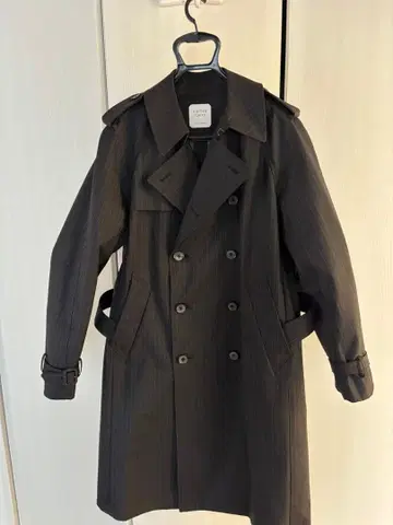 UNITED TOKYO 트렌치코트