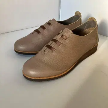 가죽 스트랩 슈즈 23.0