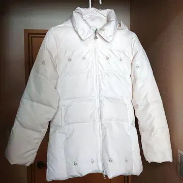 르꼬끄 후드 부착 다운 자켓 화이트 다운 70% 페더 30% 상위 라인