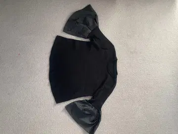 블랙 오부 소매 새틴 니트 상의