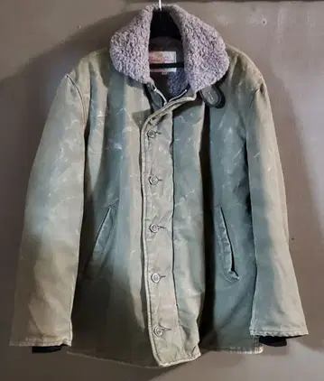 분위기 발군 Golden Fleece n-1 오일드 자켓